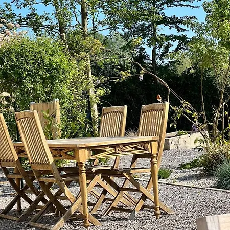 Manoir Les Feuillantines Piscine & 4* Isques