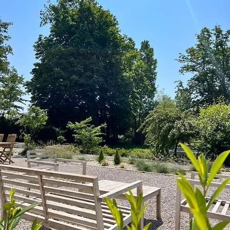 Bed & Breakfast Manoir Les Feuillantines Piscine &