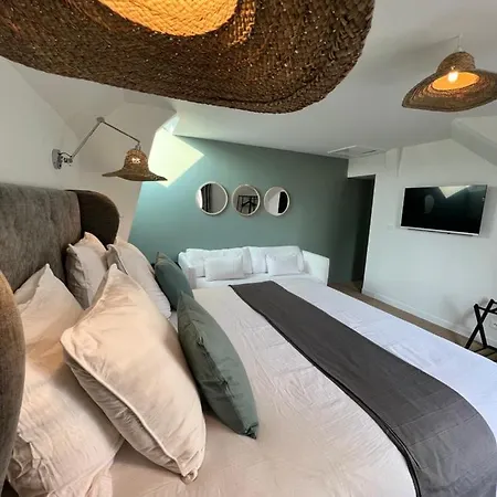 Bed & Breakfast Manoir Les Feuillantines Piscine &