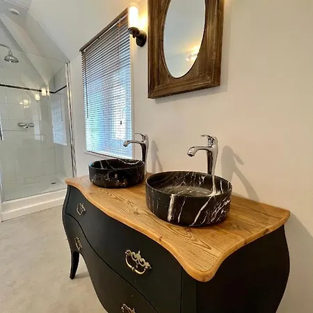 Manoir Les Feuillantines Piscine & 4*